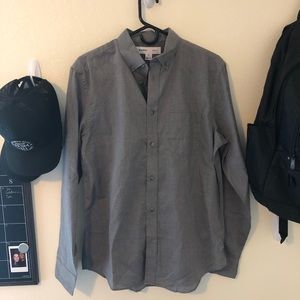 Gray Old Navy button up